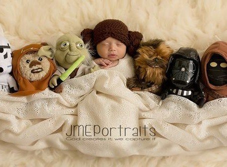 Sesiones newborn dedicadas a Star Wars – Pablo Gallego Fotógrafo de recién nacidos en Valencia