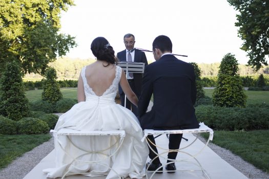Los novios durante Ceremonia Civil en La Vallesa de Mandor